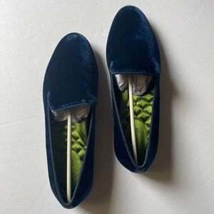 Blue velvet Birdies I size 8. Brand new. Never worn.